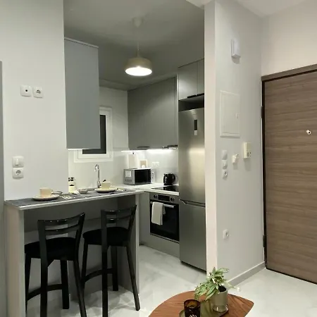 Beachfront 2bedroom Flat Seaview דירה