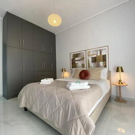 Beachfront 2bedroom Flat Seaview