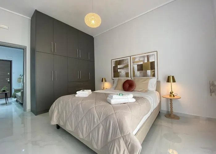 Beachfront 2bedroom Flat Seaview